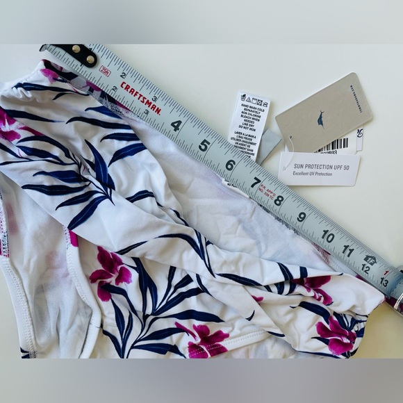 NWT (XS) TOMMY BAHAMA TP full back dipfront scrunch UV fold over hipster white - Picture 5 of 9